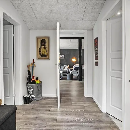 M192-vaeggerlose-skovfyrvej-5 بيت للعطل *